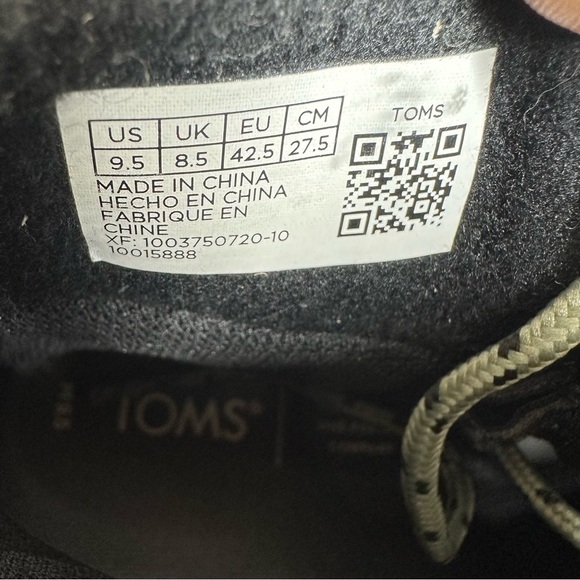 TOMS Black Leather Waterproof Lace-Up Ankle Boots with Lug Sole #1040 - Picture 10 of 11